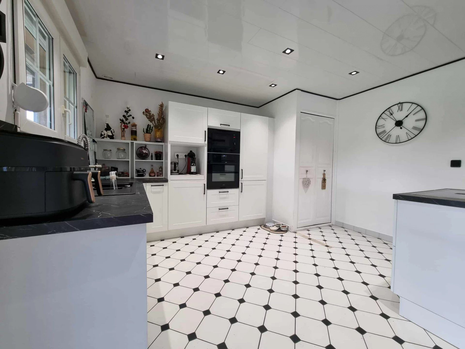 Maison à vendre à Saint-Jean-de-Bassel, 200 m²