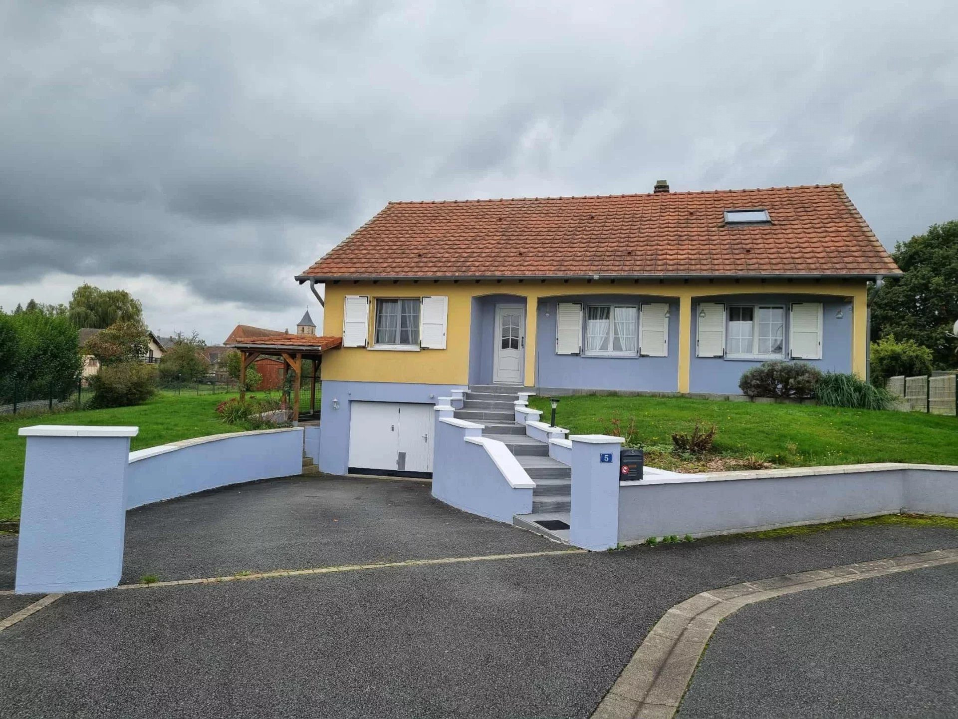 Maison à vendre à Saint-Jean-de-Bassel, 200 m²