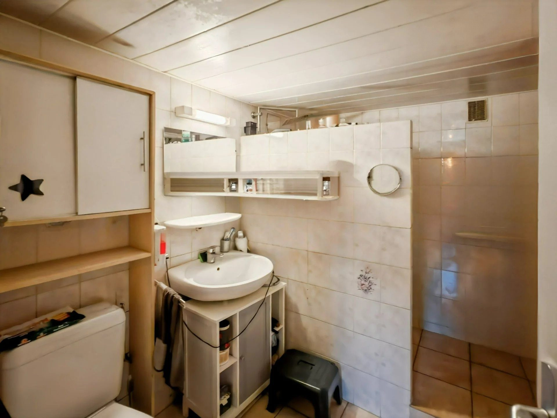 Maison à rénover – 76 m² habitables + 260 m² de dépendances