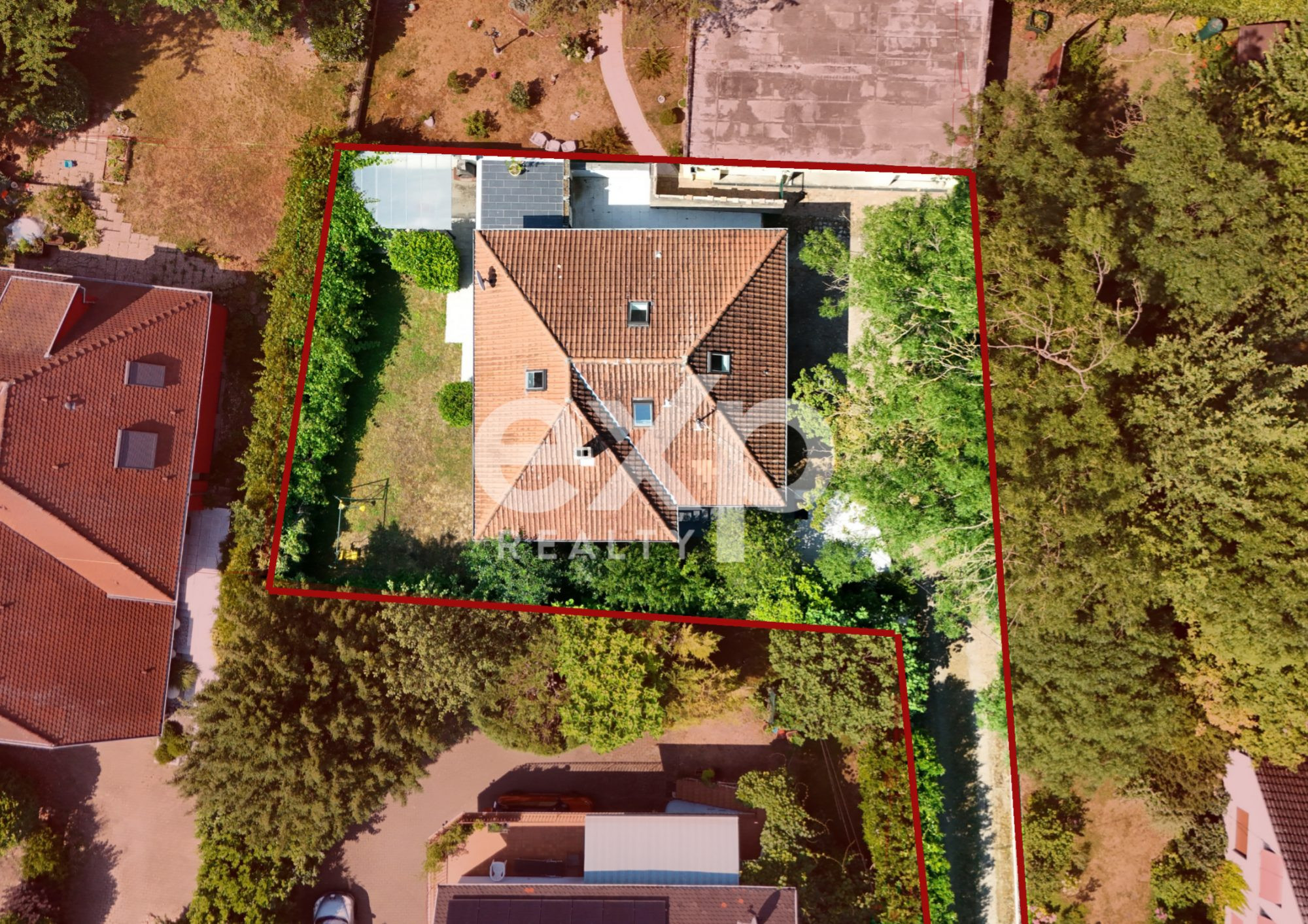 4-Bedroom Family Home - Quiet Area 2