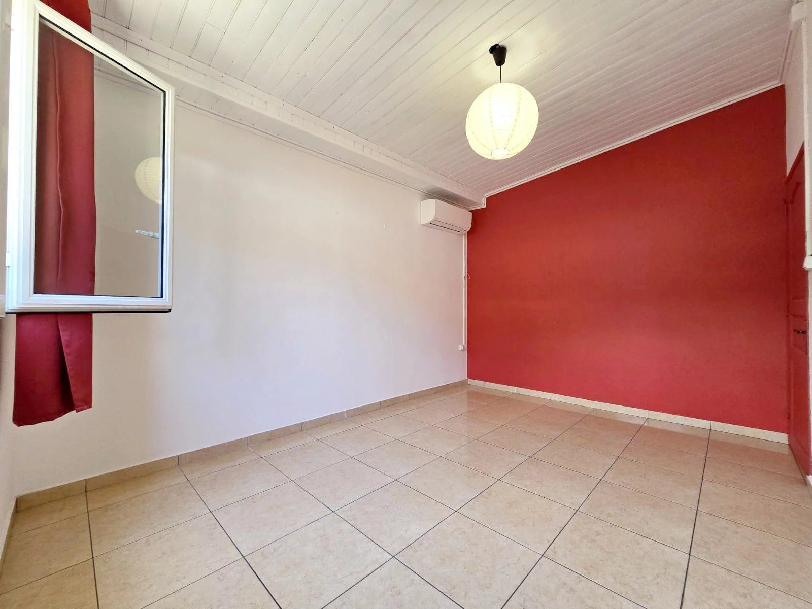 Maison 7 pièces 189 m² · à L'Étang-Salé · 189 m² · 695 000 €