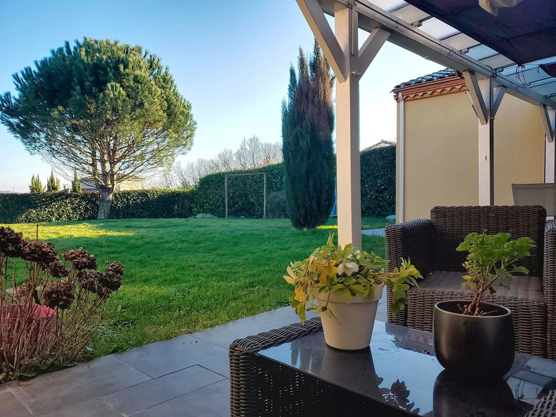 Très belle villa familiale de 245 m² avec piscine au sel et chauffée