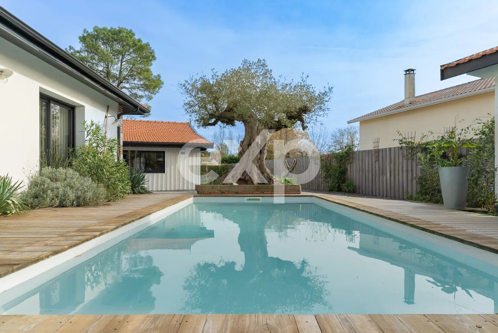 Maison à vendre à Salles, 160 m²