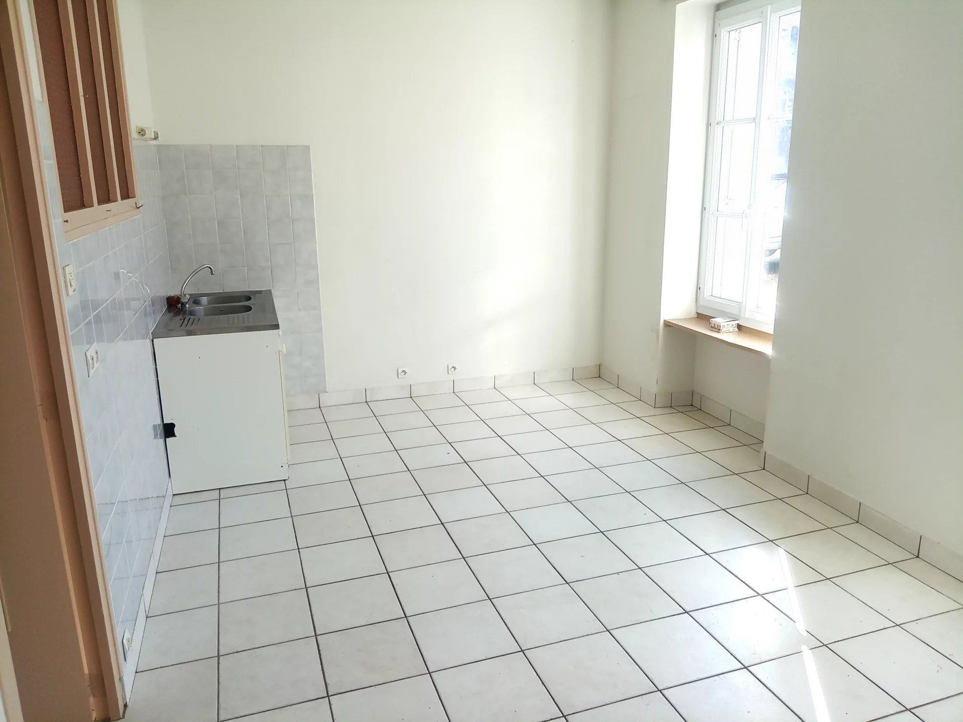 MAISON PANNECE 4 PIECES 93 M2