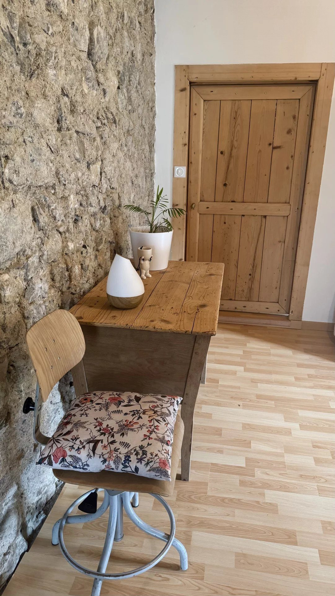 Maison 4 pièces 187 m² · à Lullin · 187 m² · 549 990 €