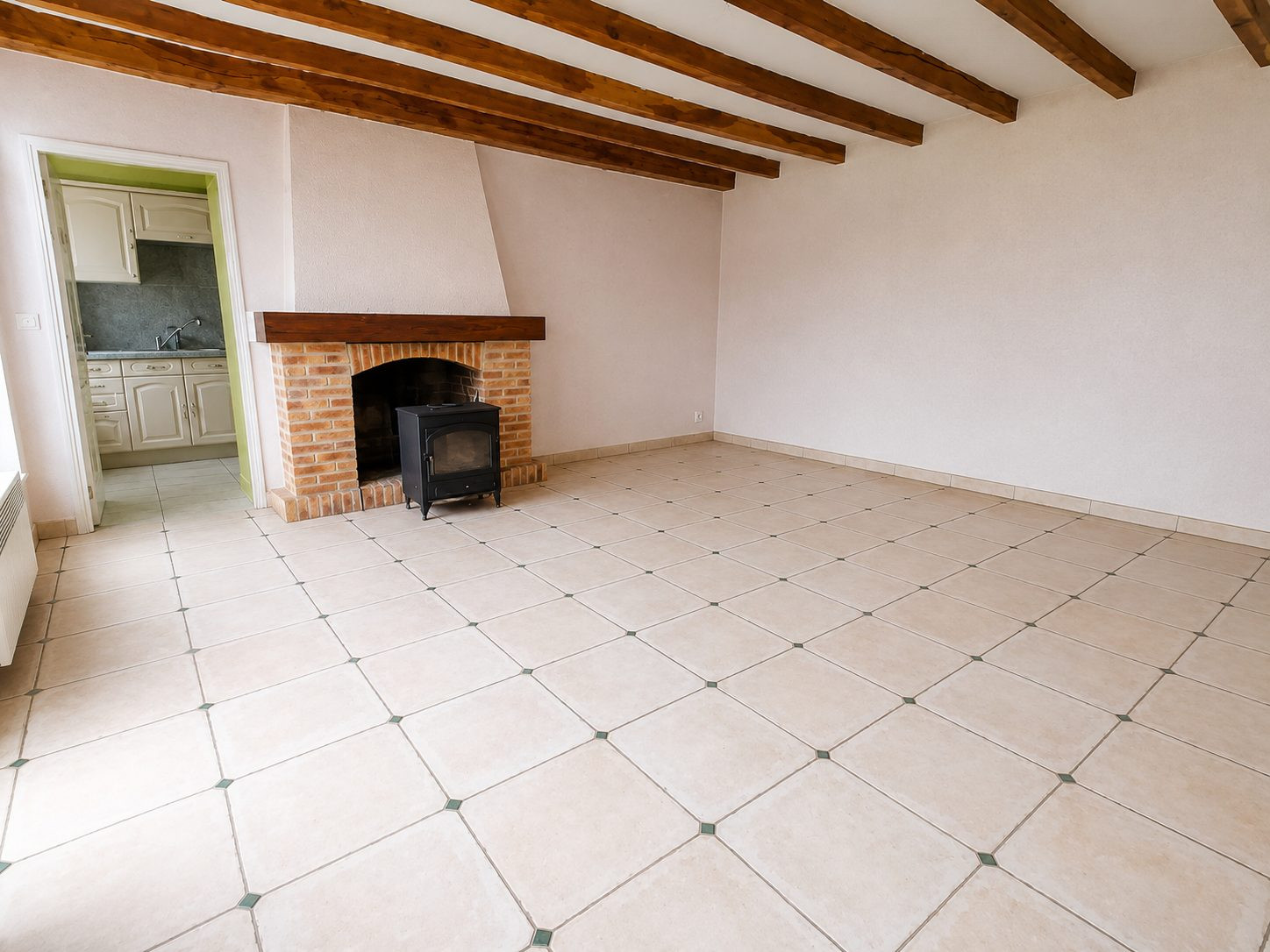 Ensemble de deux maisons avec dépendances et terrain à Darnac