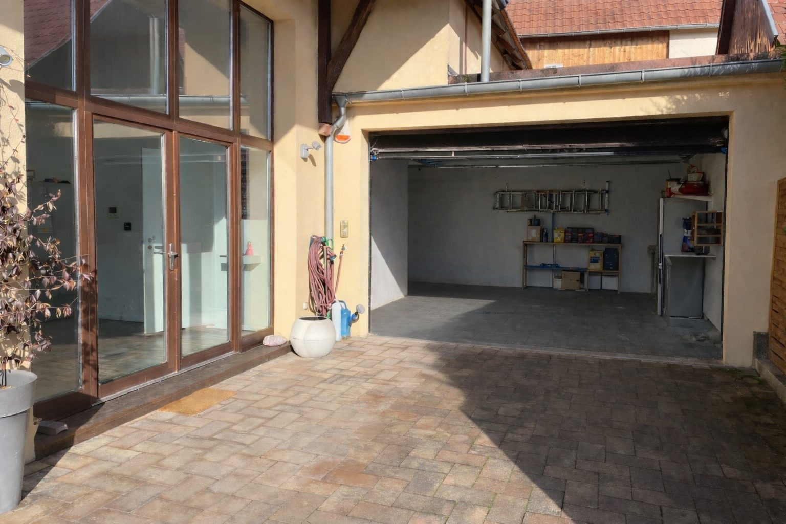 Maison 6 pièces 179 m² · à Osthoffen · 179 m² · 572 000 €