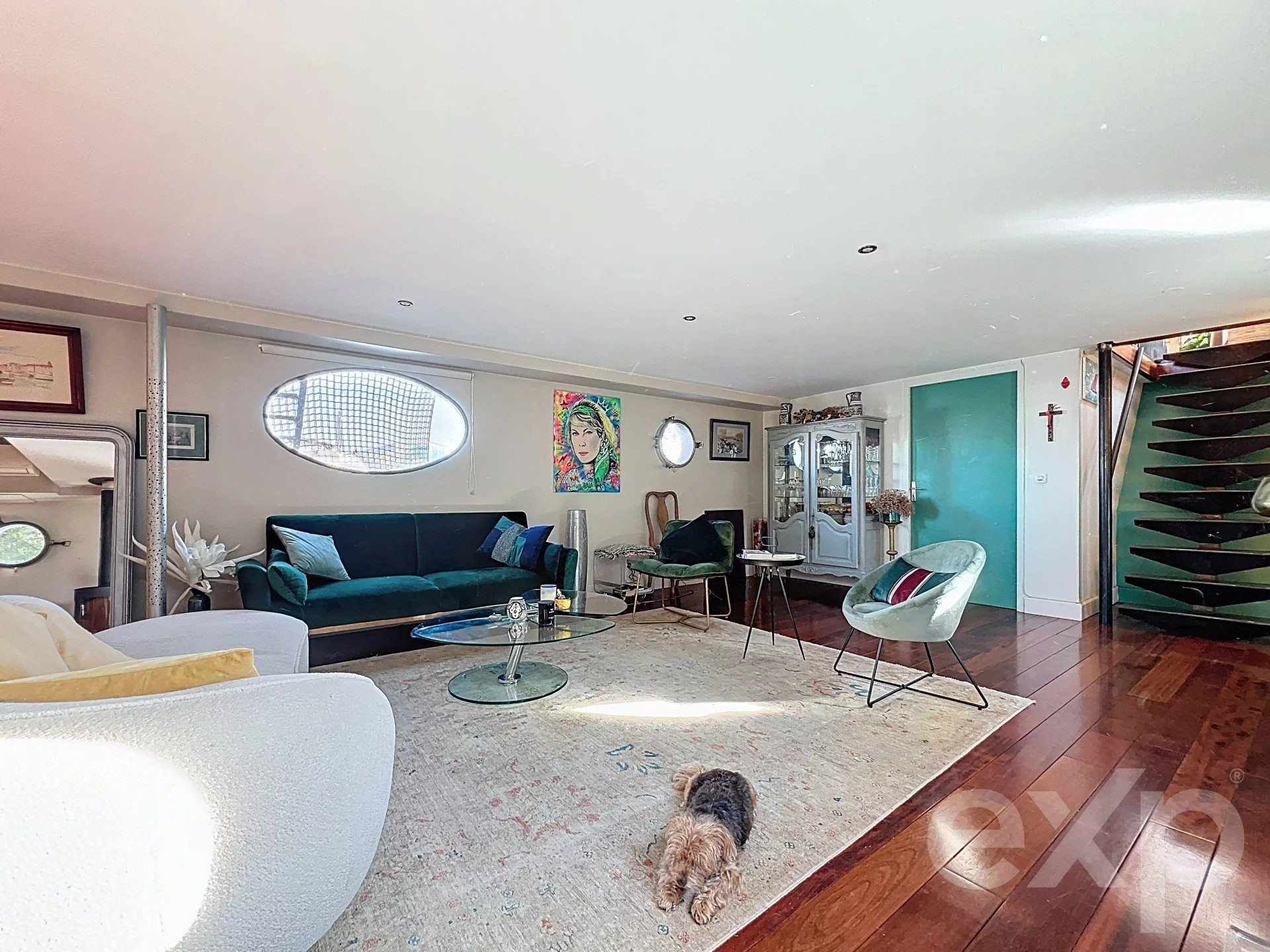 Magnificent Habitable Barge - 4 Bedrooms - 200m² 5