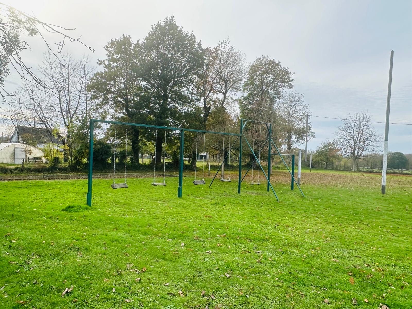 Maison 29 pièces 600 m² · à La Mézière · 600 m² · 1 150 000 €