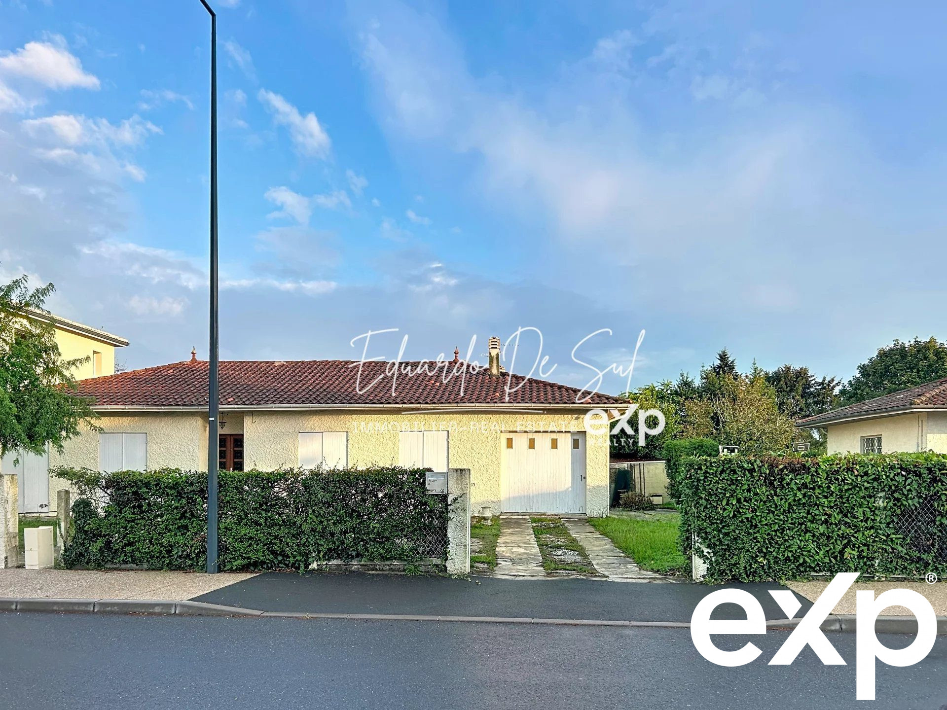 Maison 5 pièces 124 m² · à Blanquefort · 124 m² · 220 000 €
