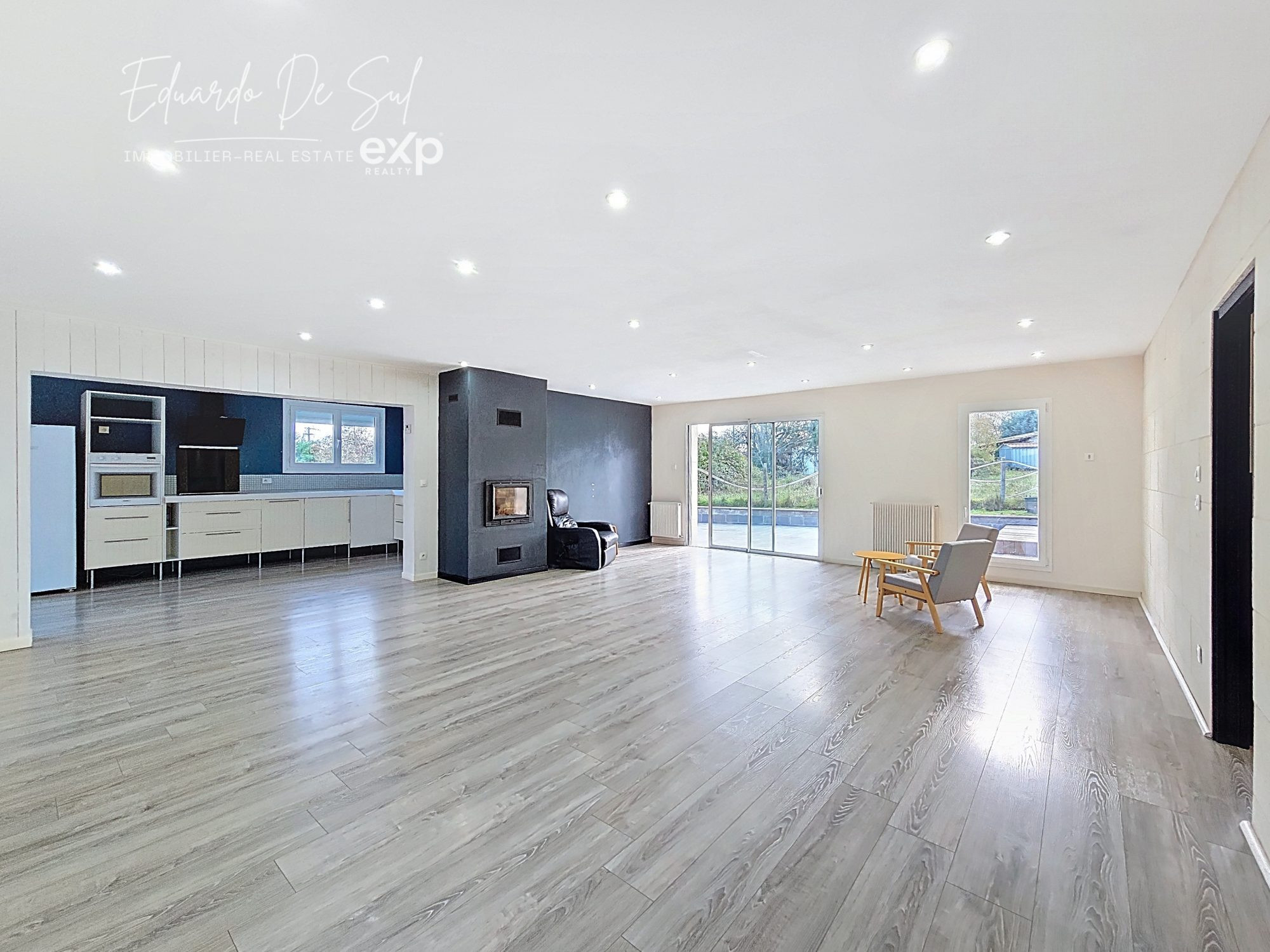 Maison plain-pied familiale de 161 m² – 4 chambres dont suite parentale – piscine, double garage