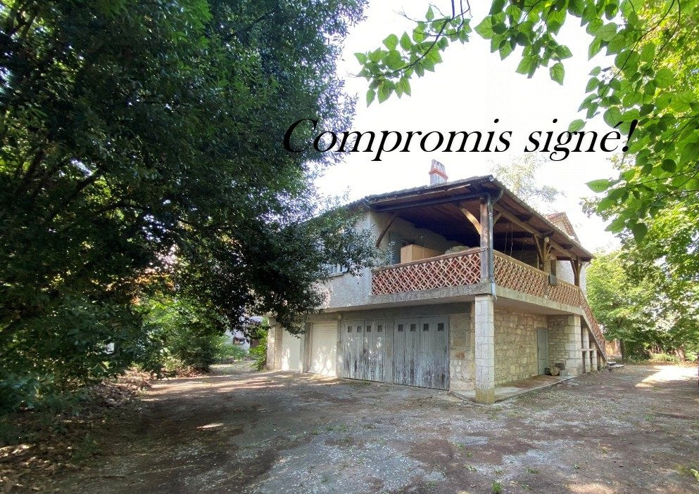 Grande maison A RENOVER