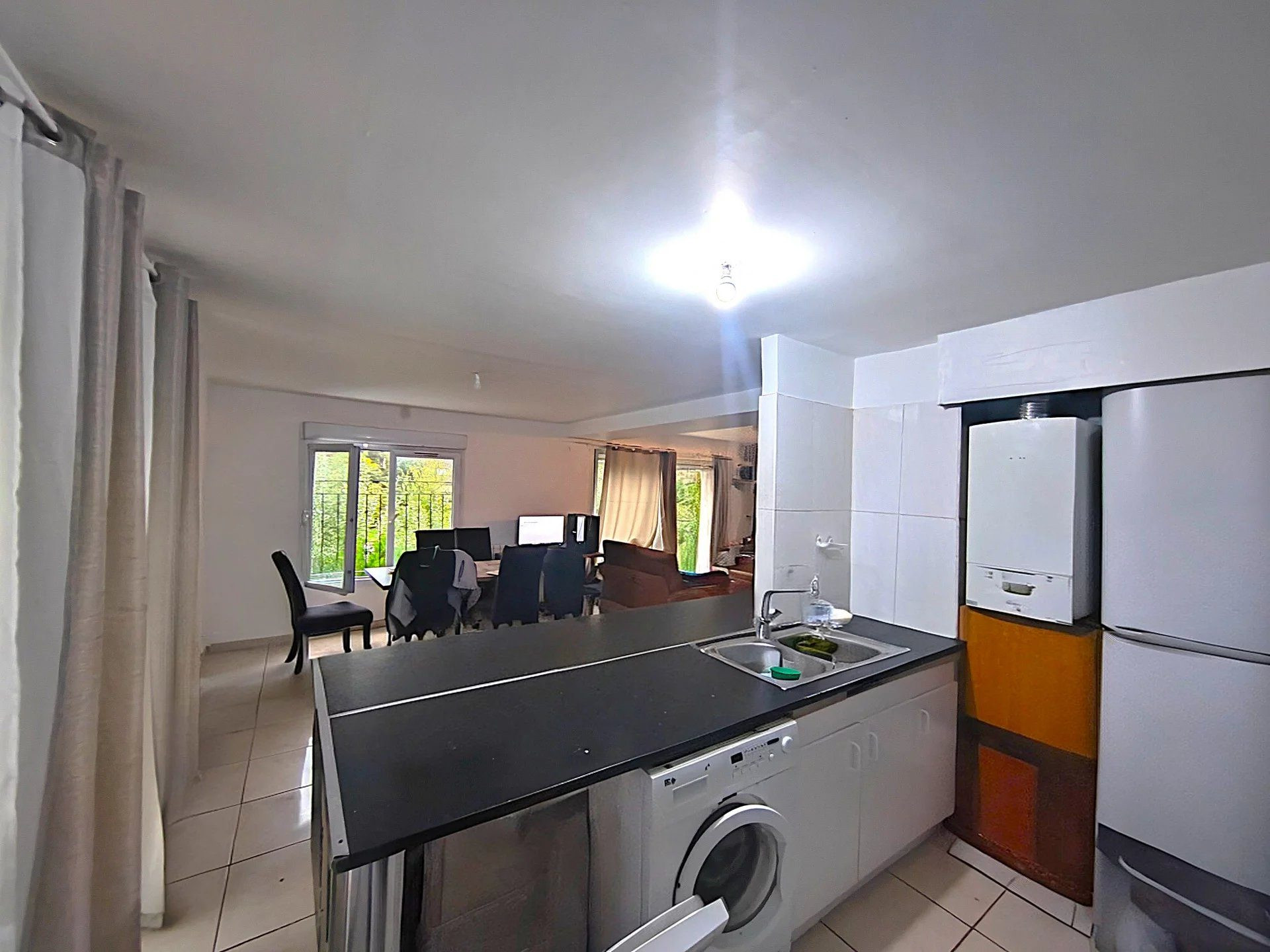 360m² House comprising 3 apartments 4