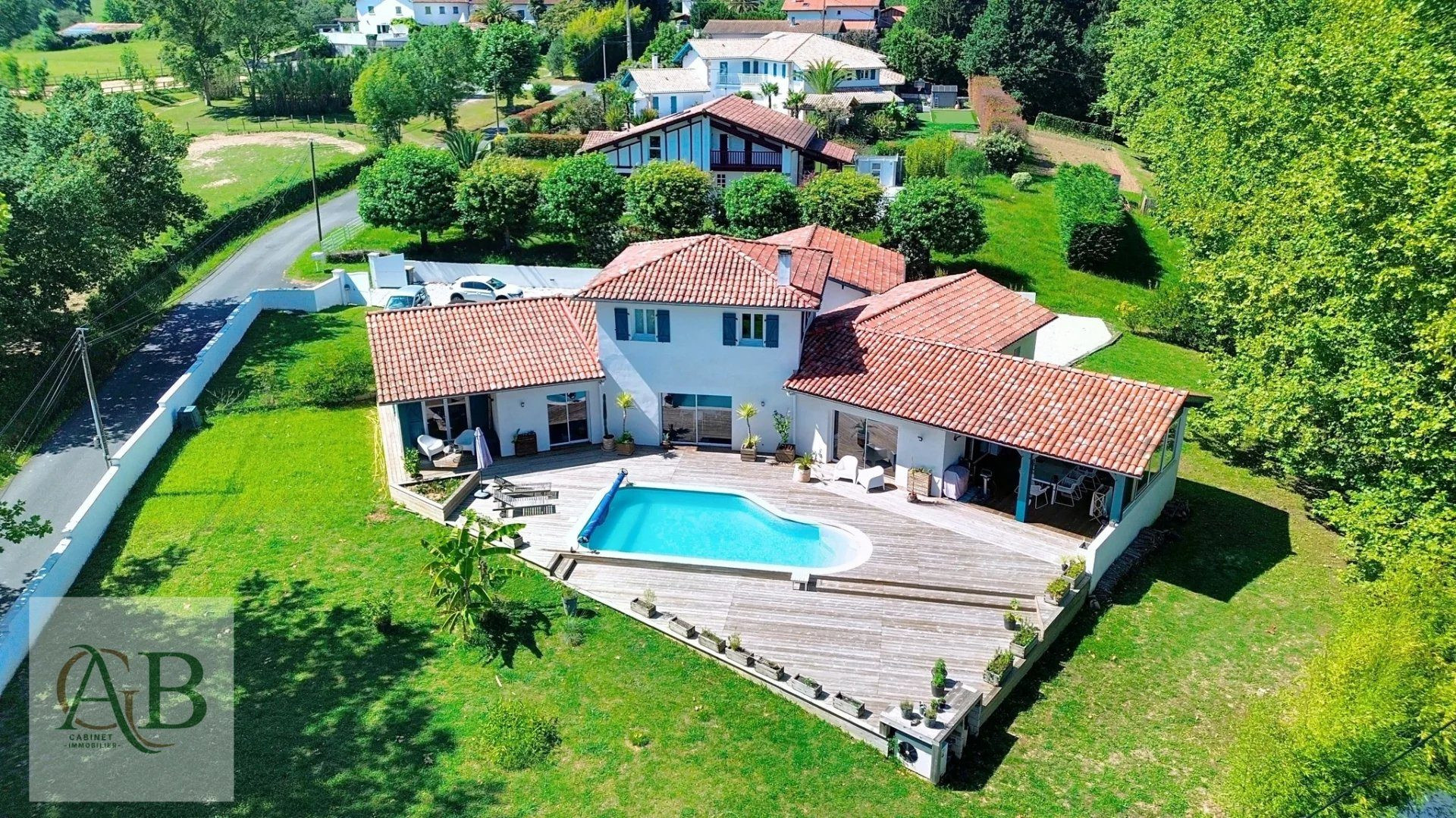 Maison 7 pièces 220 m² · à Arcangues · 220 m² · 1 300 000 €