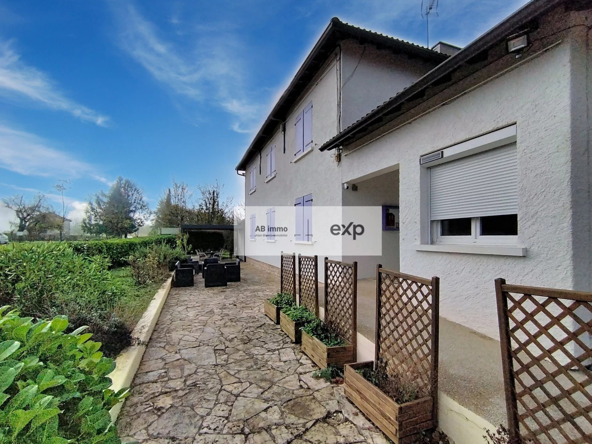 Ensemble d’hébergement modulable avec T2 indépendant et jardin – sud du Lot