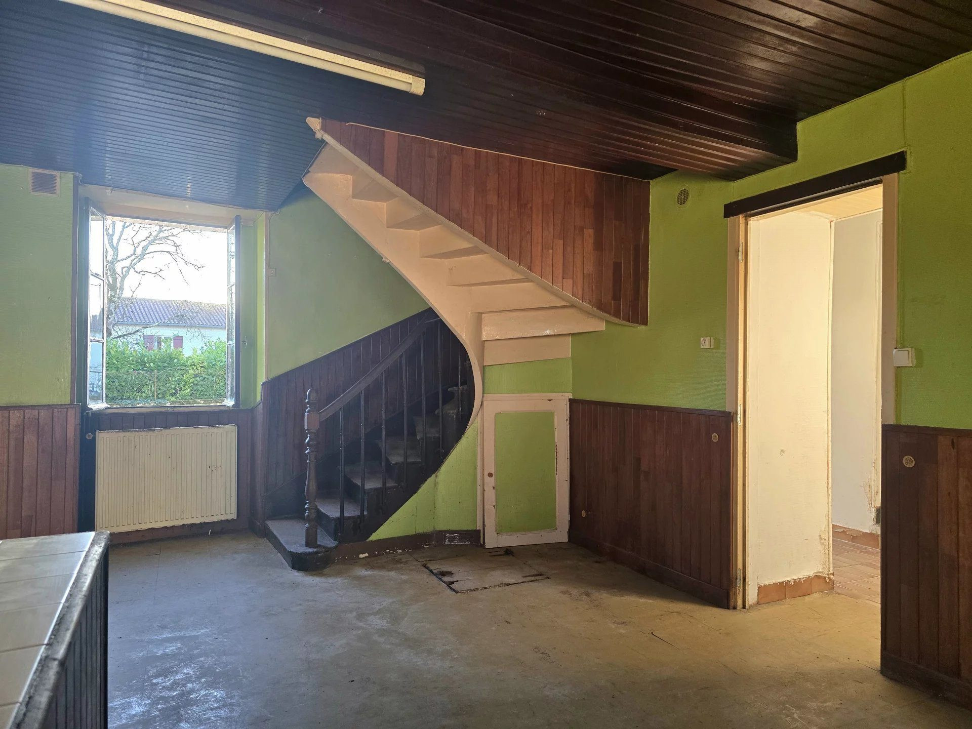 Maison à vendre à Lusignac, 178 m²
