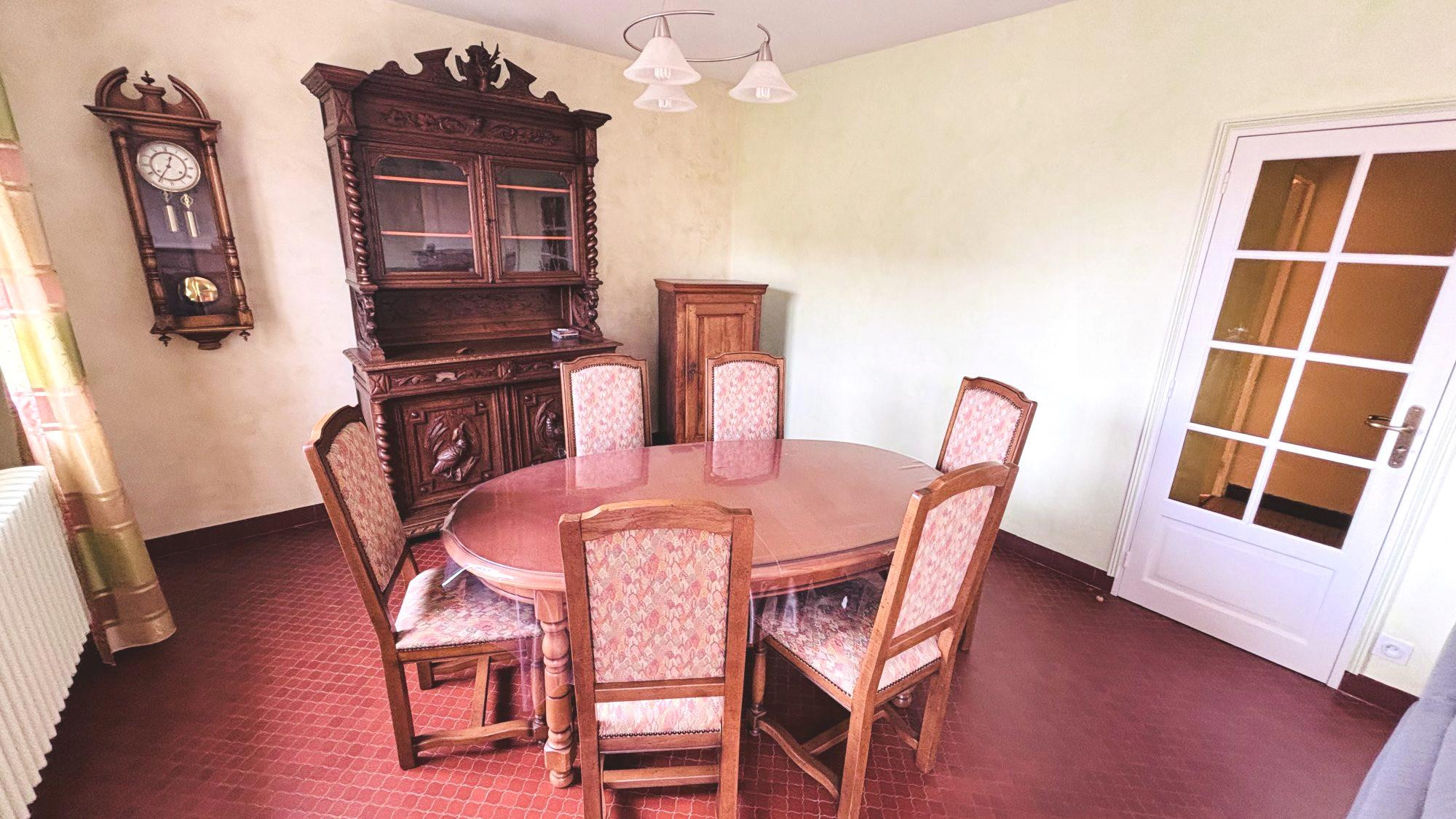 Maison à vendre à Mayenne, 91 m²