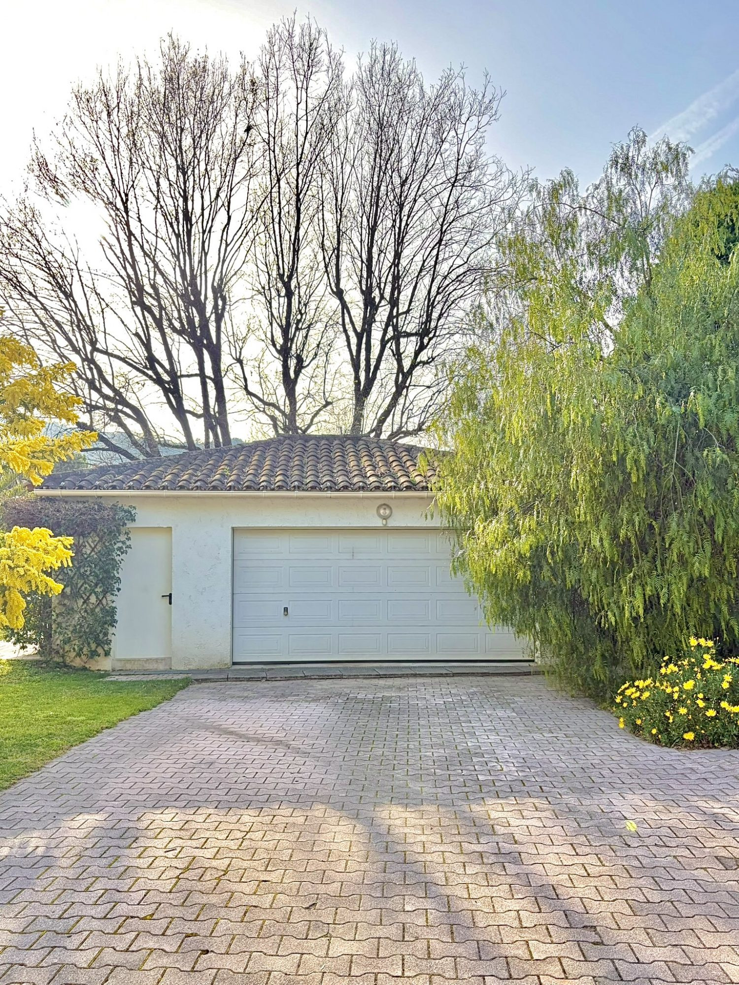 Maison 7 pièces 197 m² · à Auribeau-sur-Siagne · 197 m² · 895 000 €