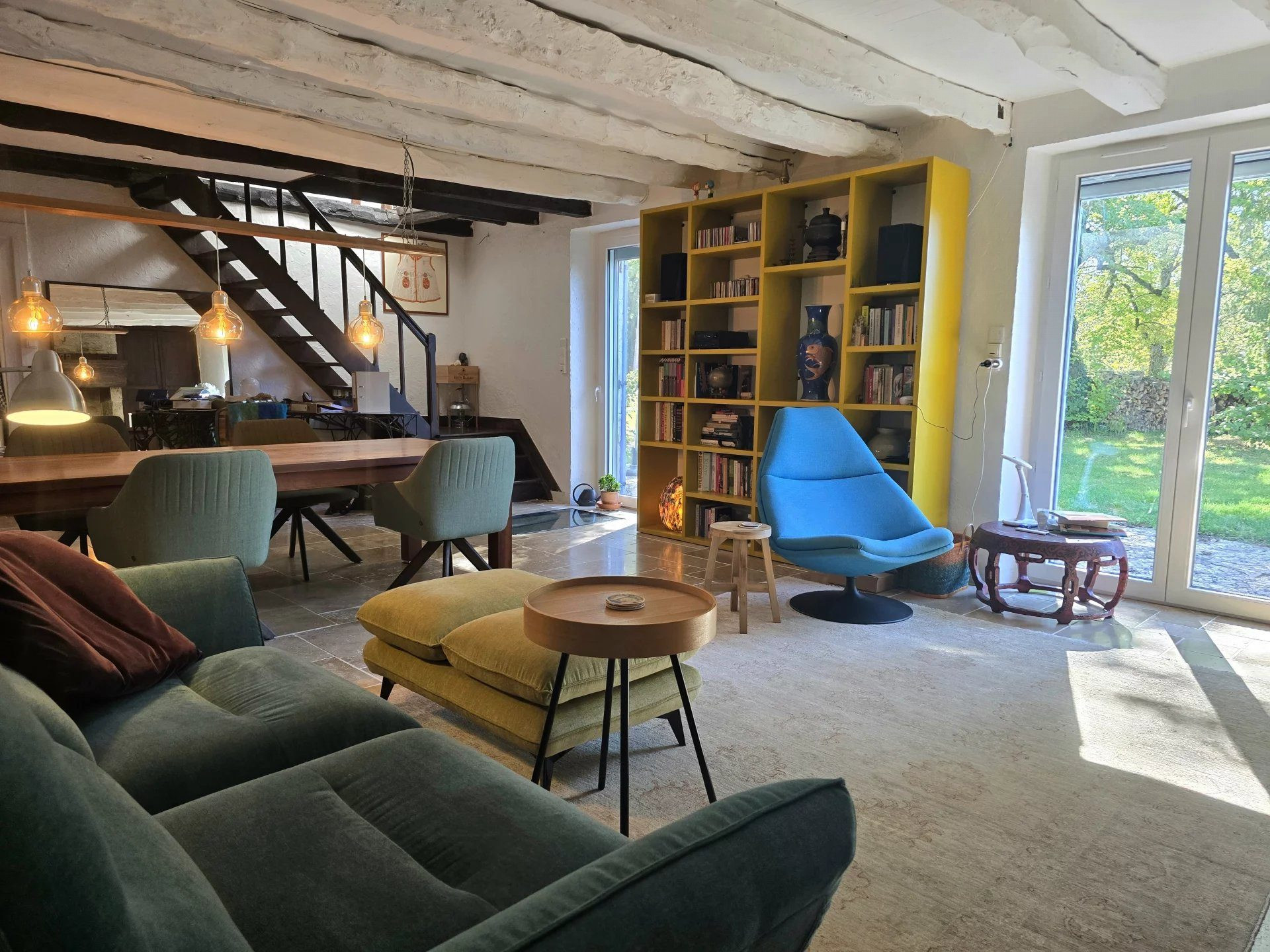 Intimate Périgordian Property with Swimming Pool and Truffle Oaks 4