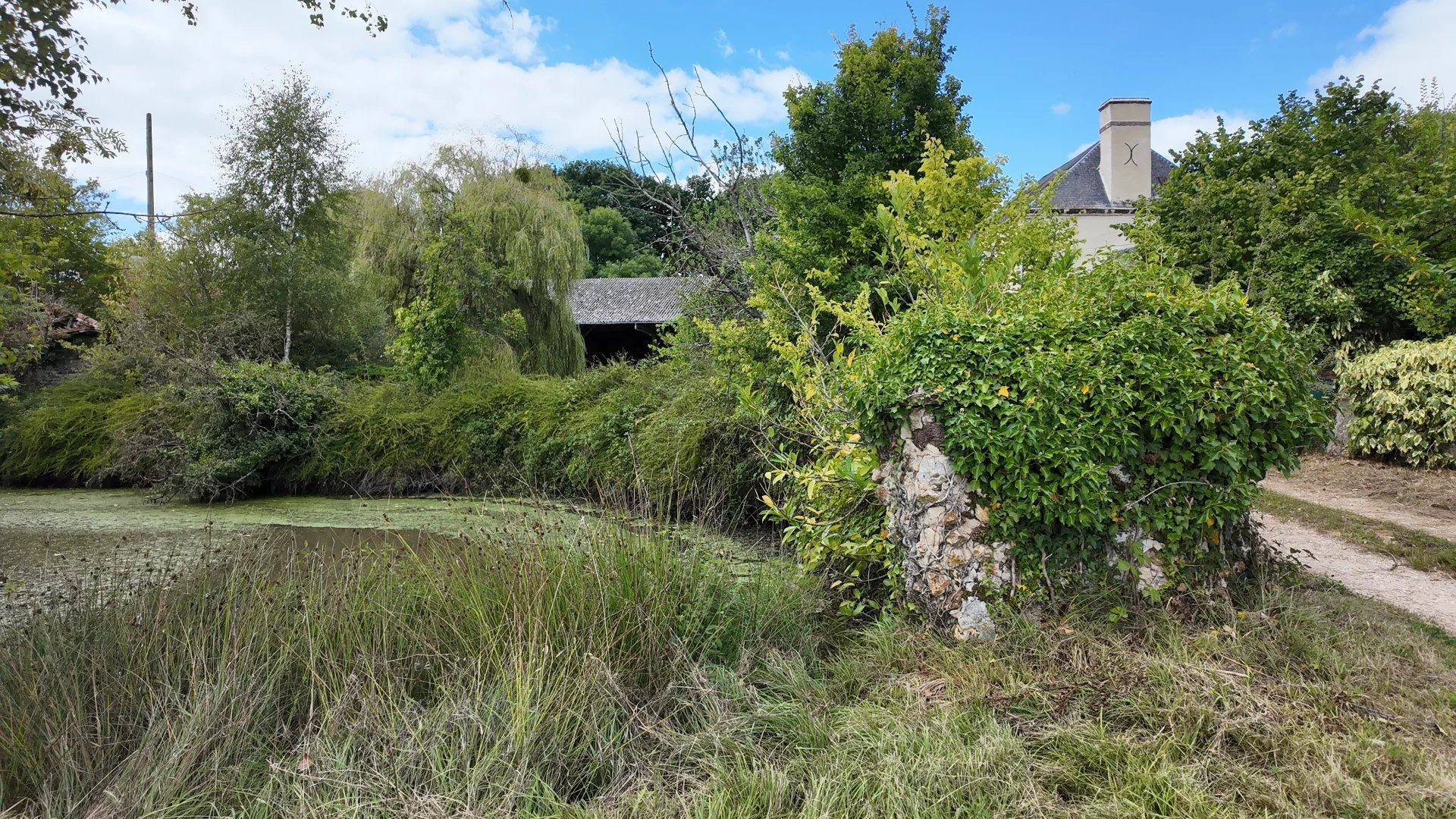 Maison à vendre à Les Corvées-les-Yys, 215 m²