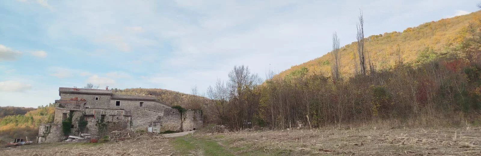 Fortified House and Large Estate 3