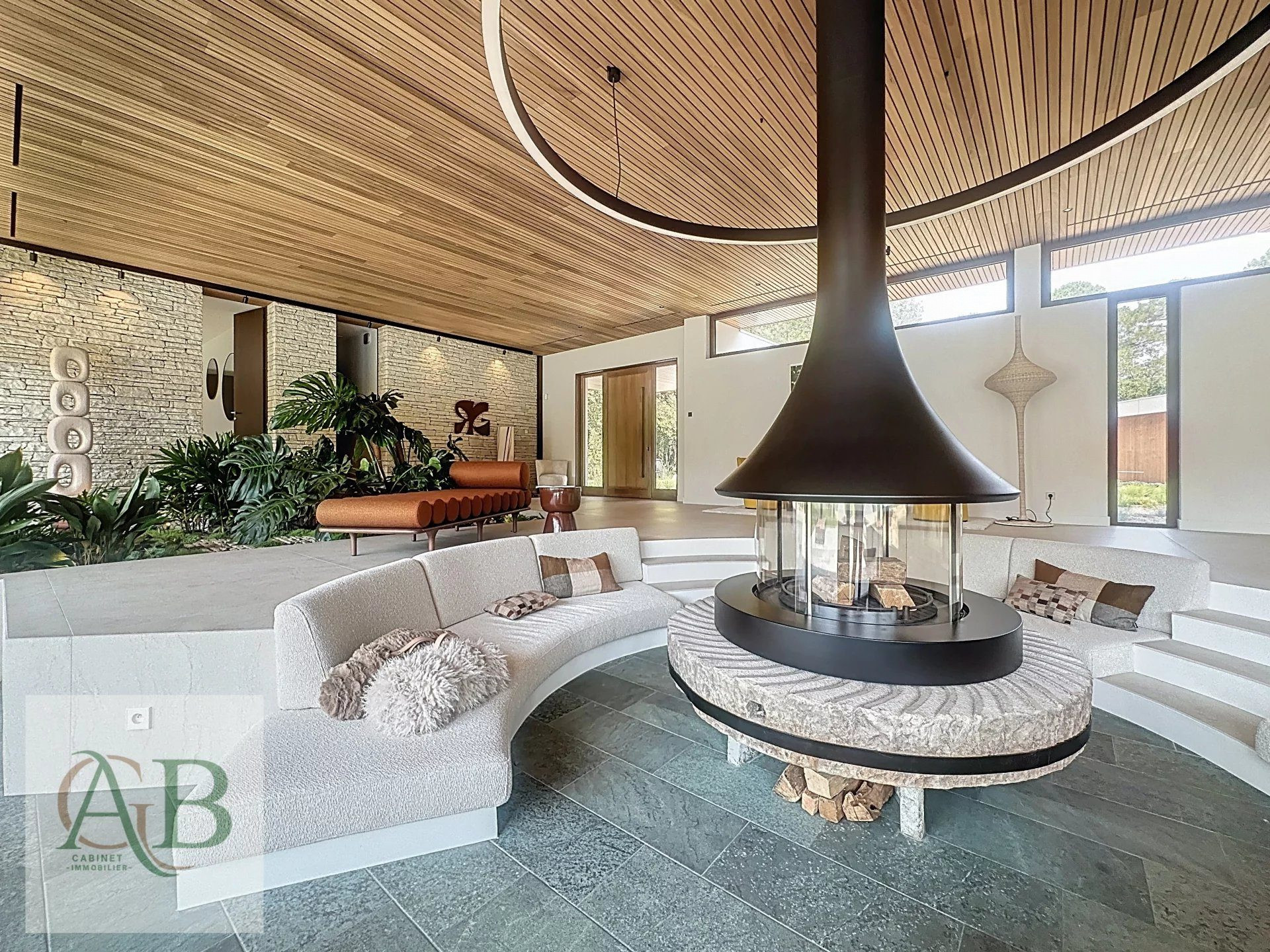 Exceptional Estate in the Heart of the Landes Forest 4