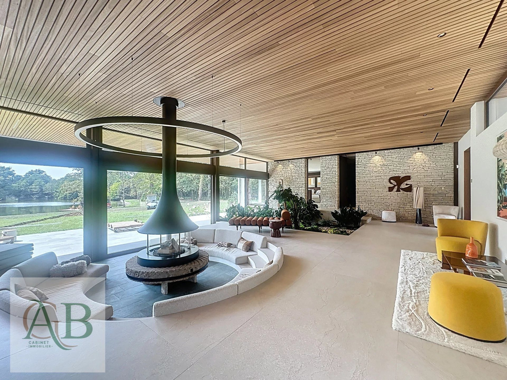 Exceptional Estate in the Heart of the Landes Forest 3