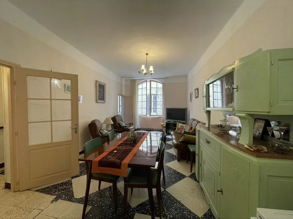 Village house with garage 4