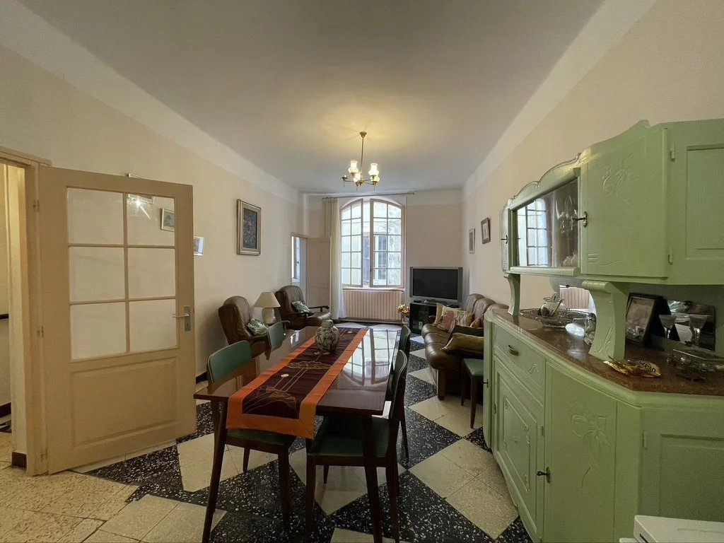 Village house with garage 4