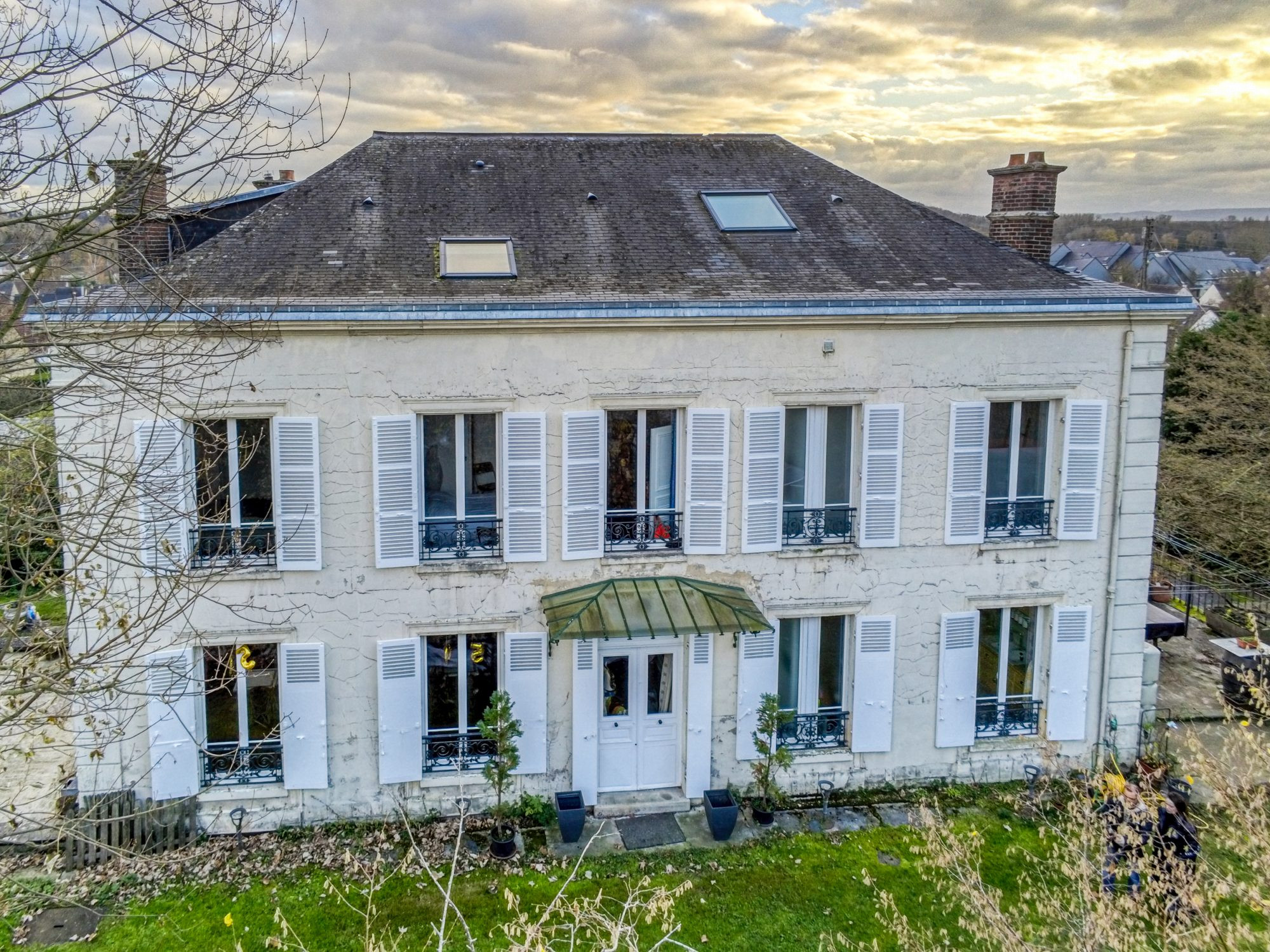 Deux Maisons Indépendantes proche Chantilly