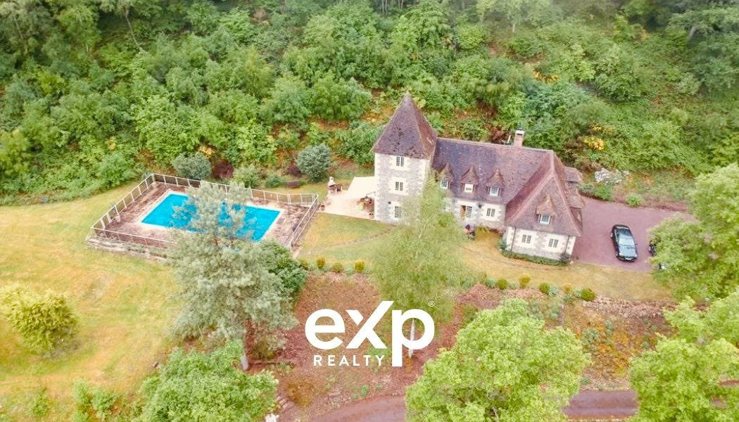 Maison à vendre à La Vieille-Lyre, 220 m²