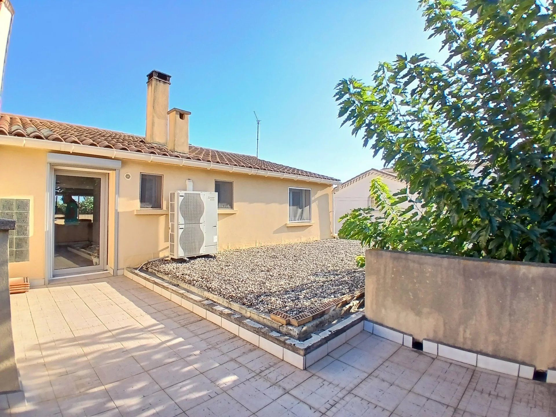HOUSE 9 ROOMS with INDEPENDENT APARTMENT - LAND 410 m2 5