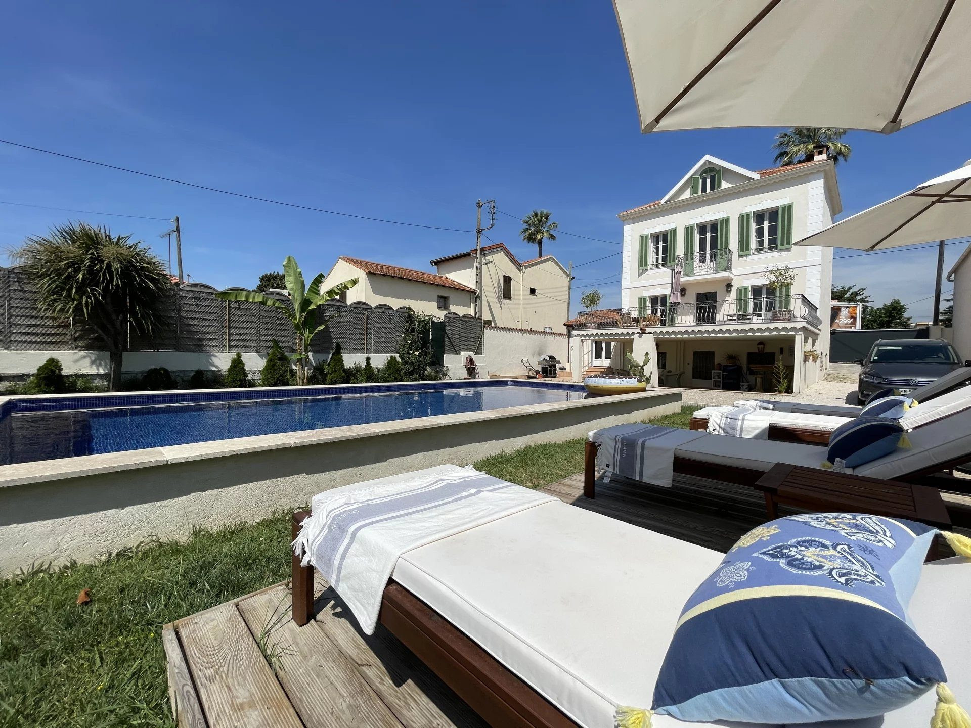 Maison à vendre à Golfe-Juan, 120 m²