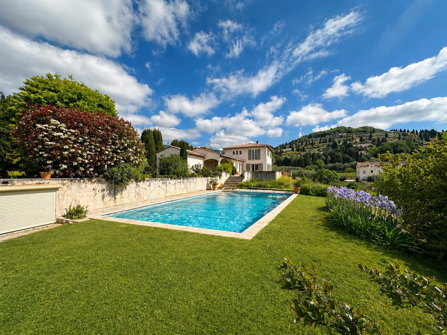 Maison 6 pièces 186 m² · à Grasse · 186 m² · 890 000 €