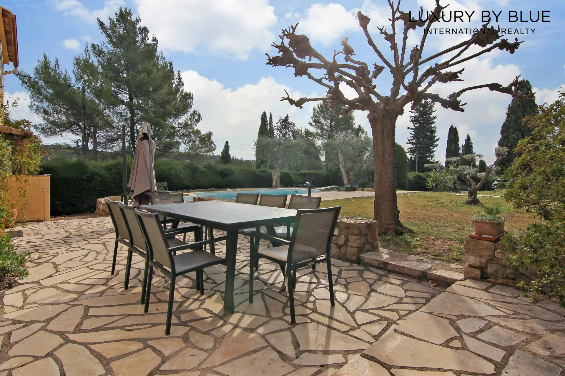 Maison 7 pièces 161 m² · à Grasse · 161 m² · 795 000 €