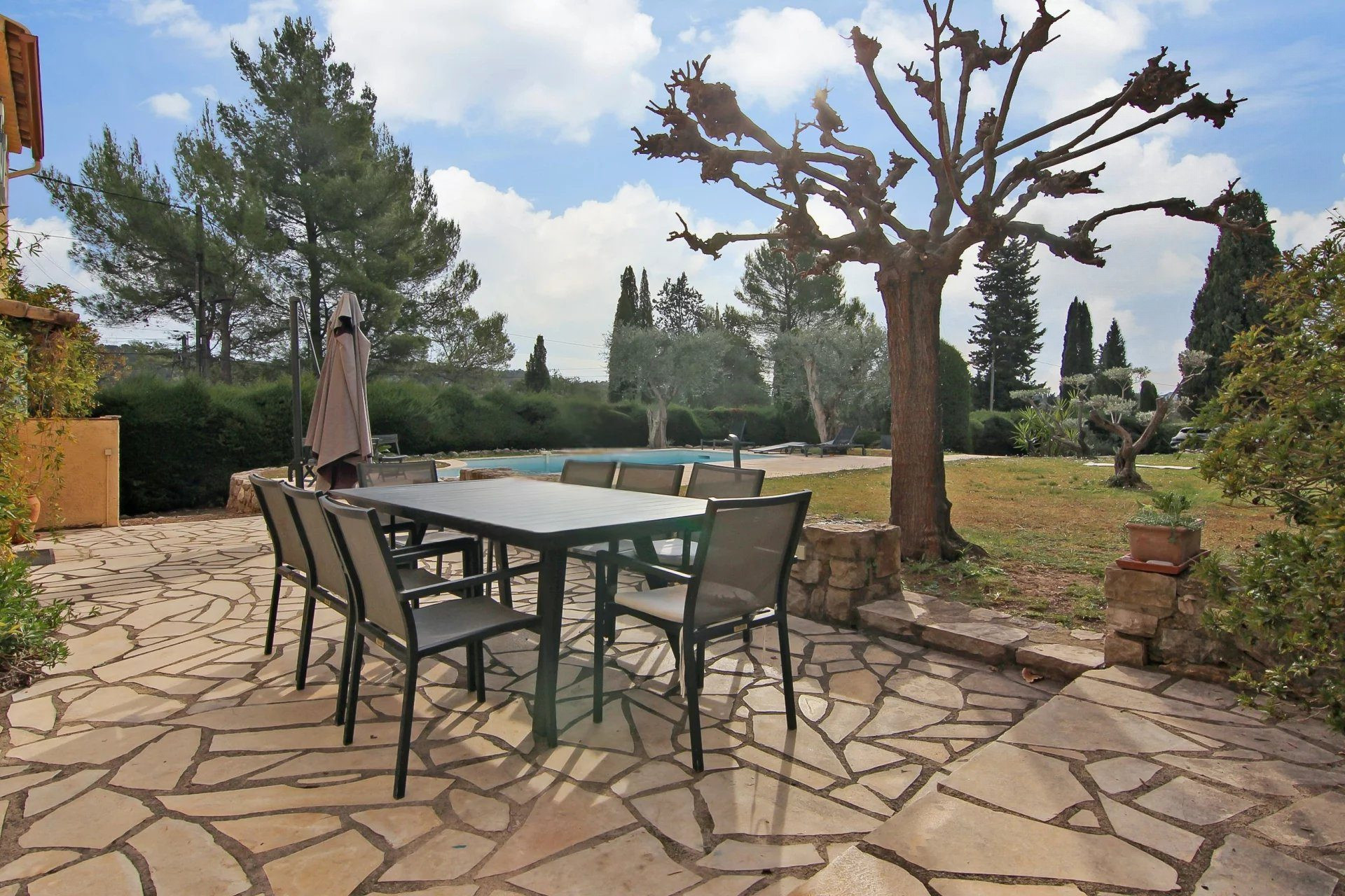Maison à vendre à Grasse, 161 m²