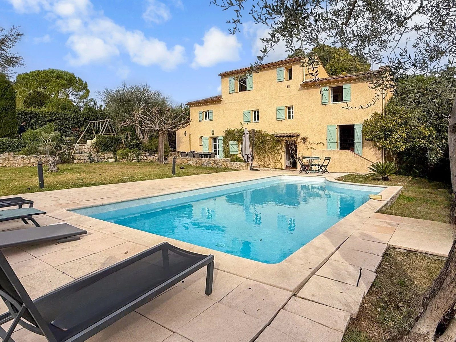 Maison à vendre à Grasse, 161 m²