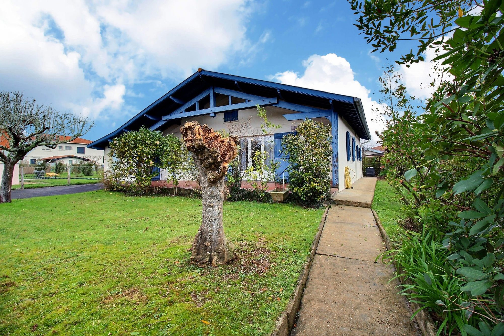 Ondres maison avec garage et dépendance