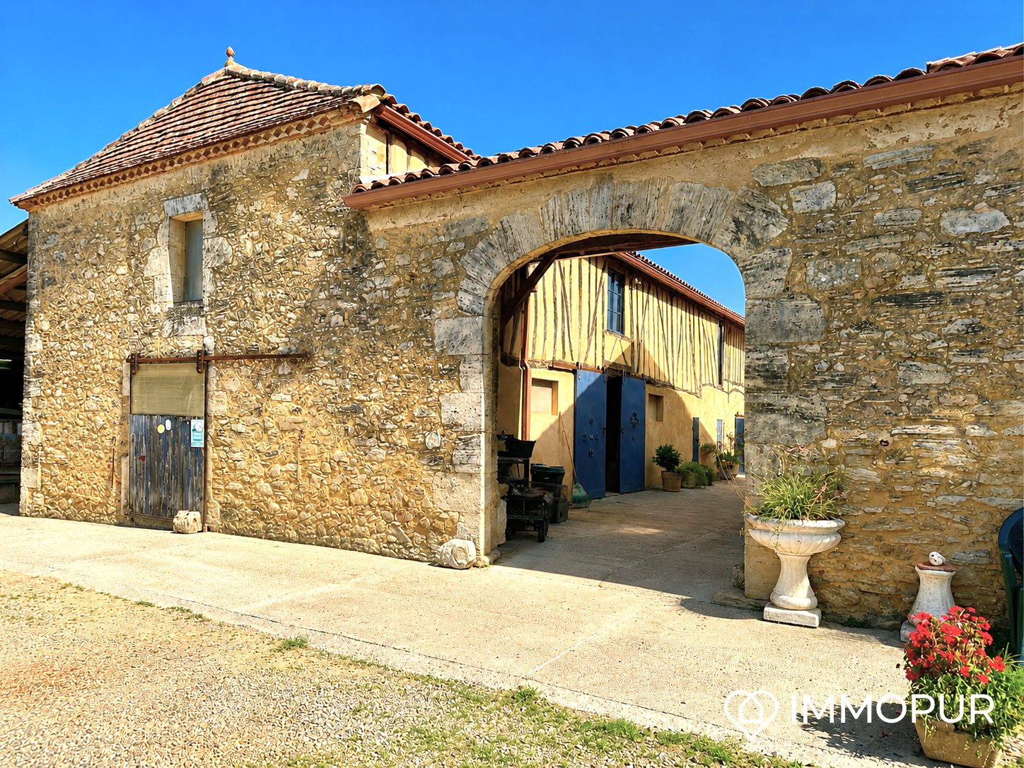 44 hectares d'un seul tenant, aucun voisin, aucun bruit, DPE C/A.