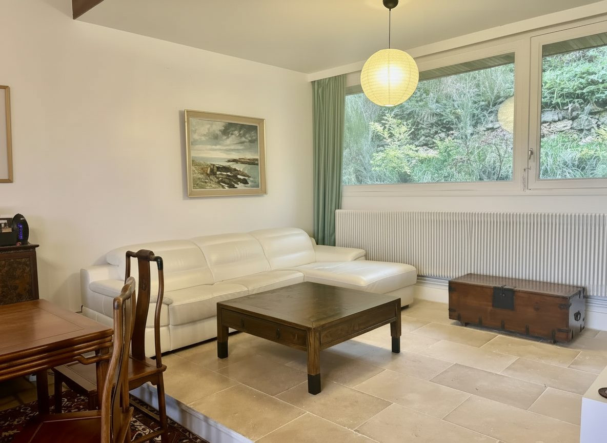 Characterful Property with Panoramic View 3