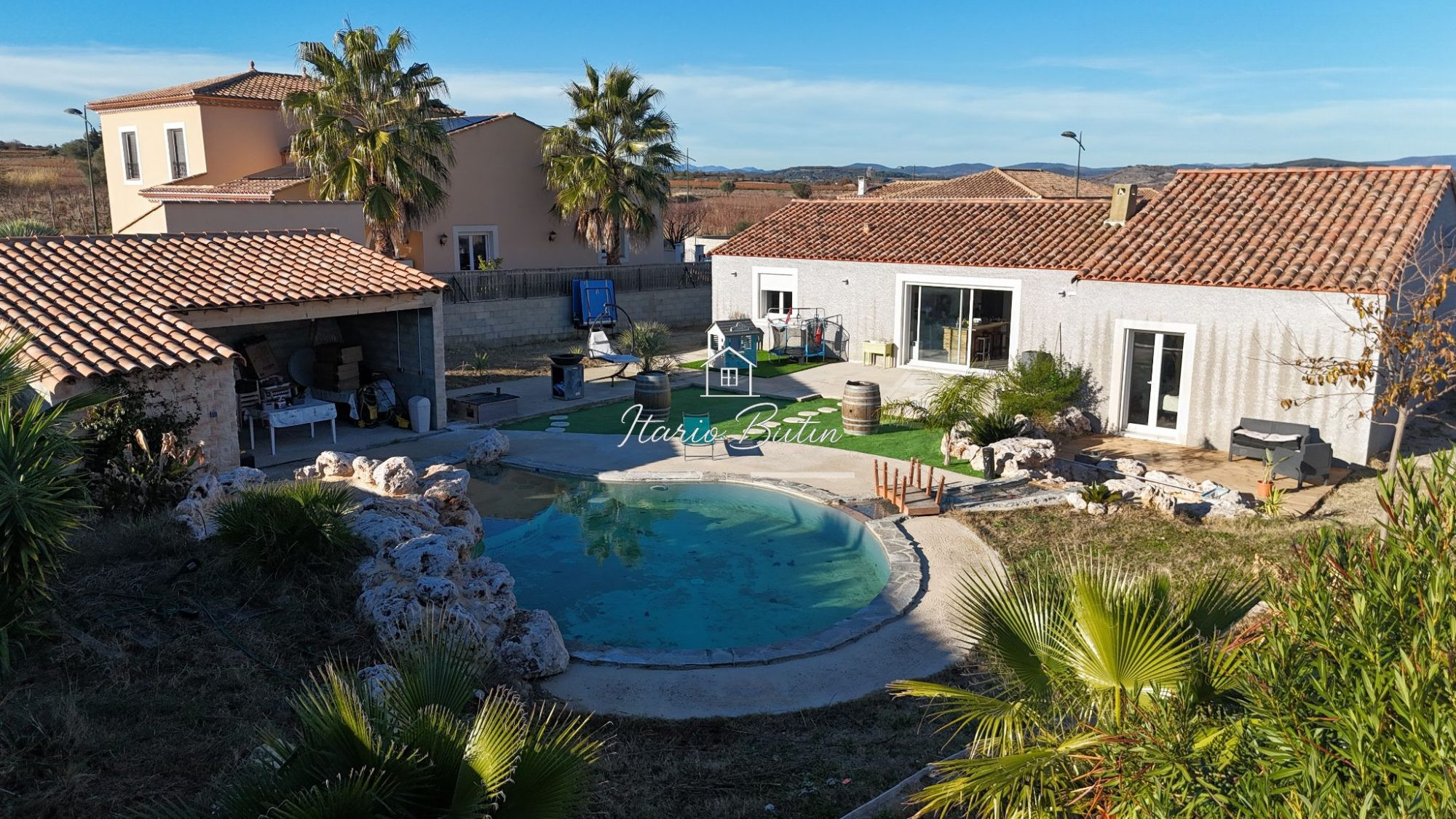 Villa type 8 sur 1000m² de terrain