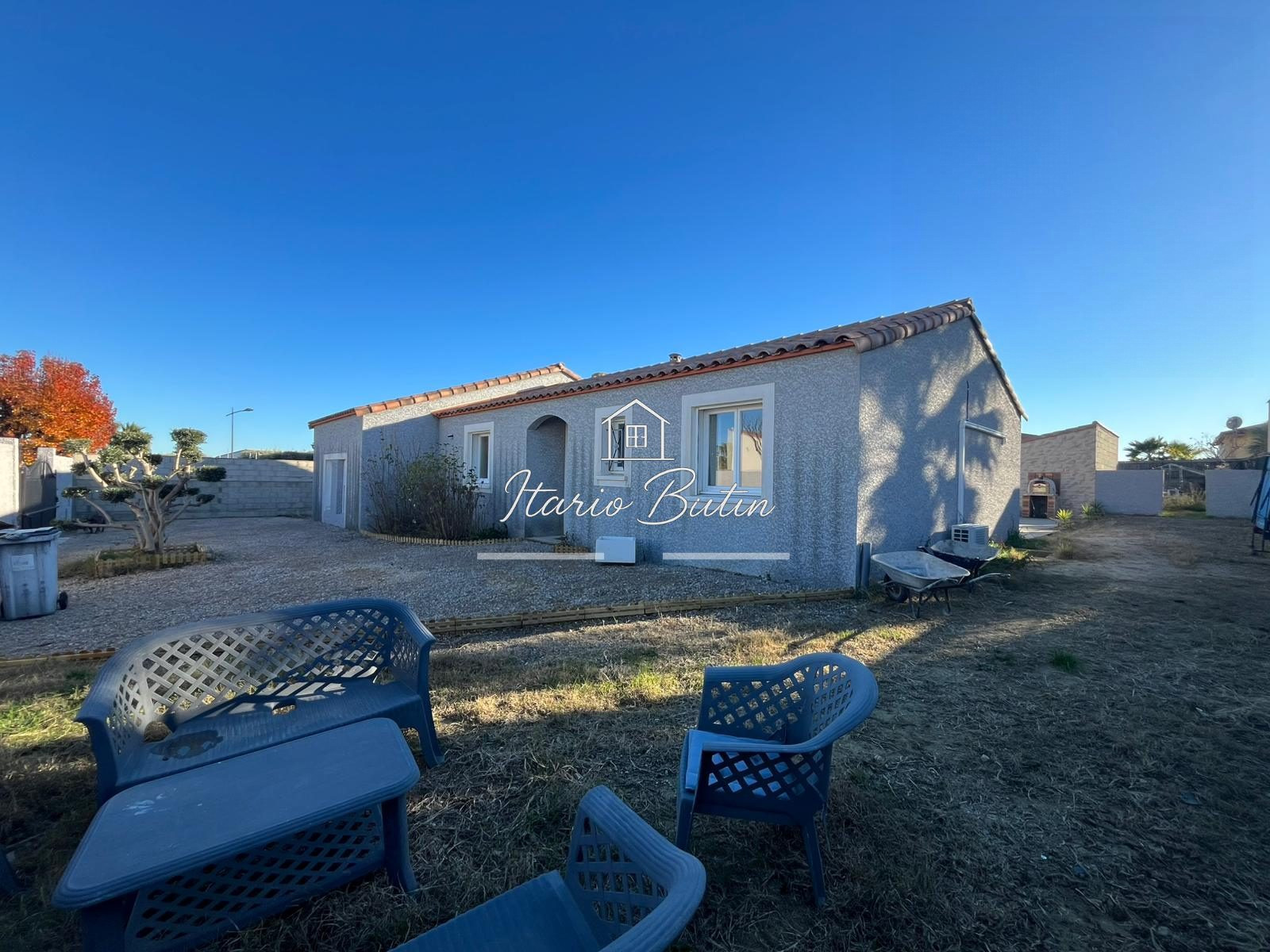 Villa type 8 sur 1000m² de terrain