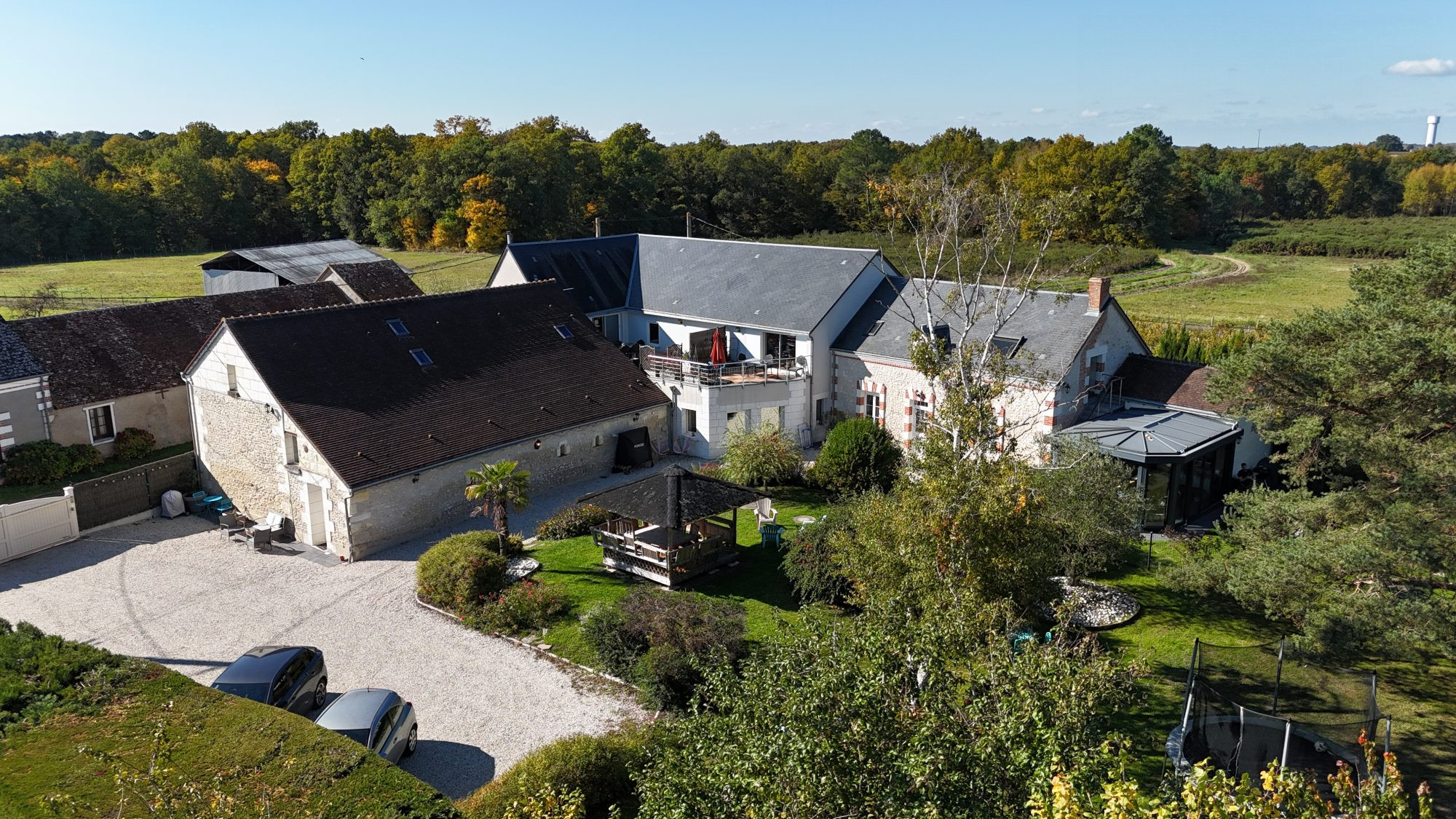EXCLUSIVITÉ – Propriété avec activité touristique en Touraine – Saint-Georges-sur-Cher
