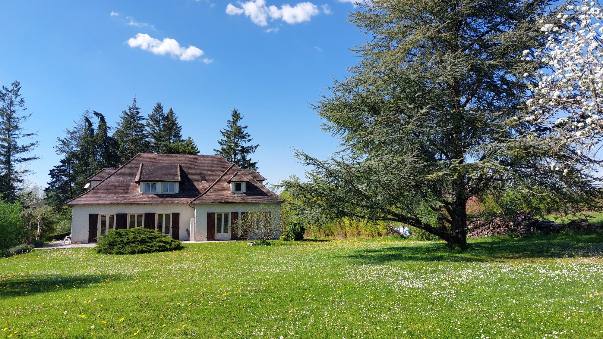 Maison 200m² habitables sur terrain de 6000m²