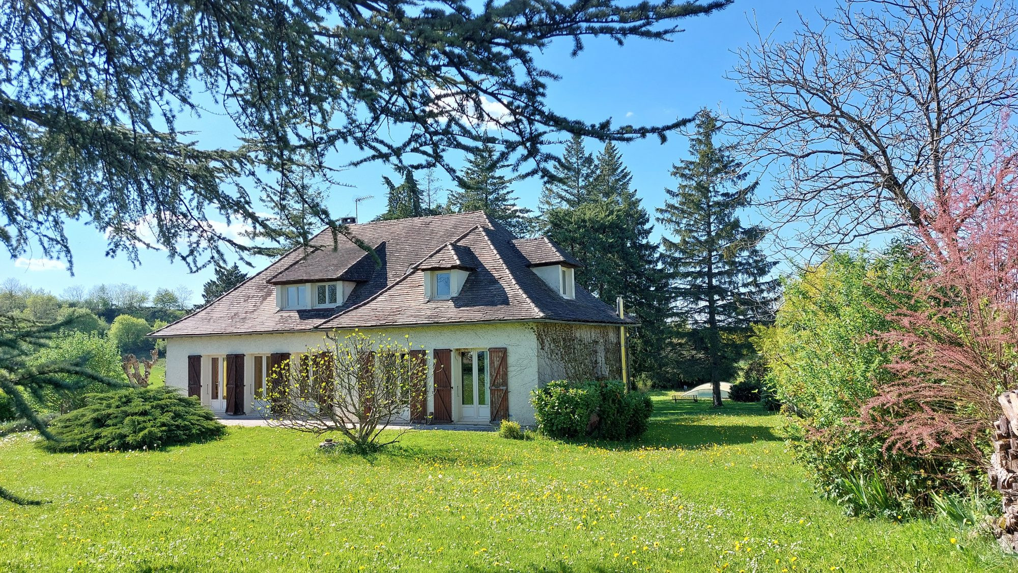Maison 200m² habitables sur terrain de 6000m²
