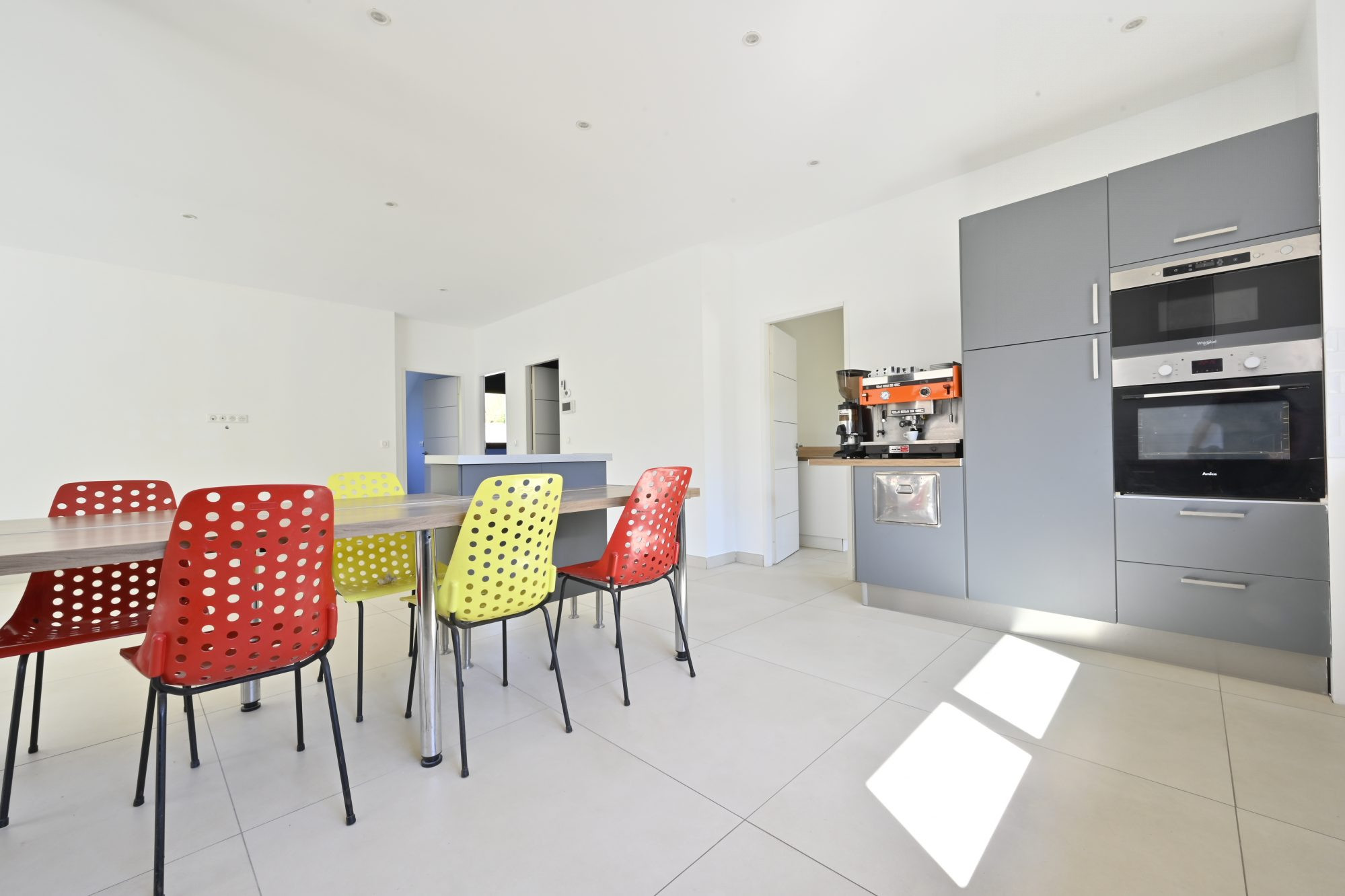 Maison à vendre à Saintes, 202 m²