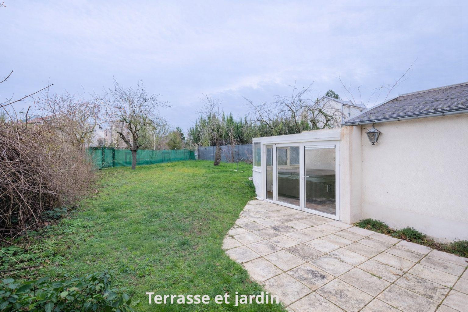 Maison à vendre à Chatou, 155 m²
