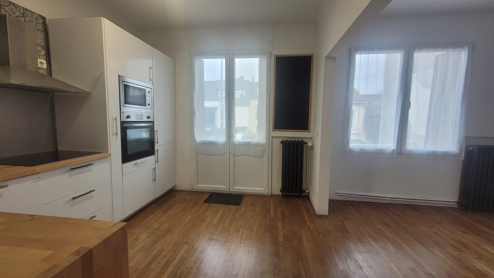 Ideal House for Liberal Professional or Investment – Rueil-Malmaison / Suresnes 3