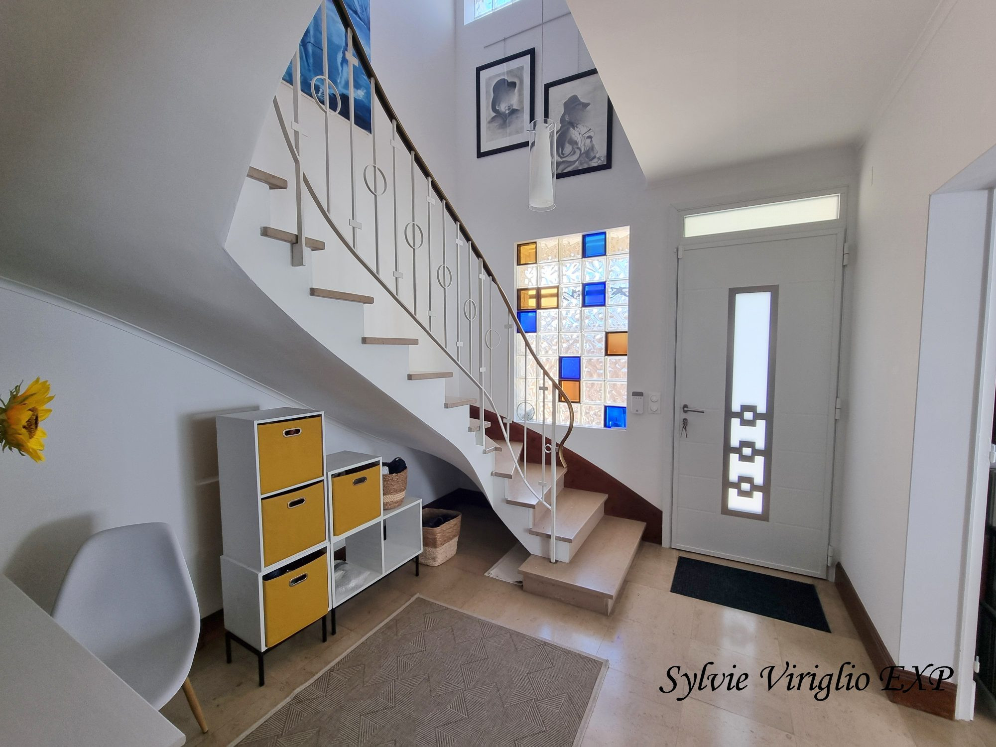 Charming house of 129 m². Land of 336 m². In the heart of Bergerac. 3