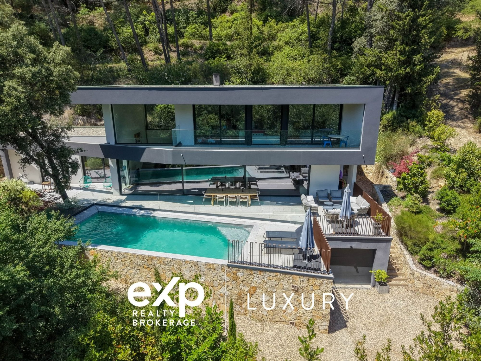 VILLA CONTEMPORAINE - ST MARC JAUMEGARDE - 8 min CV AIX EN PROVENCE